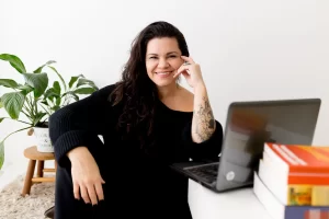 Mães na Quarentena: mulheres, casas e lares - Ligia Moreiras